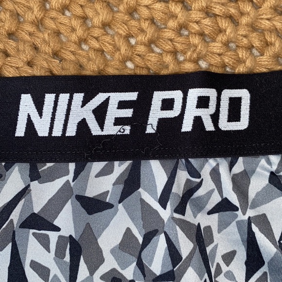 Nike Pro Compression Shorts - Picture 9 of 9